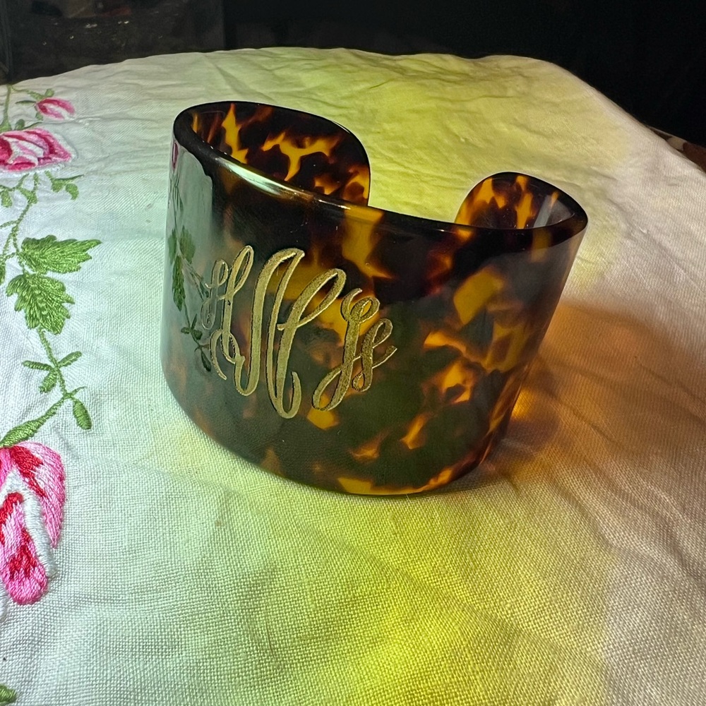 Beautiful Tortoise Shell-Look Cuff Bangle Bracele… - image 2